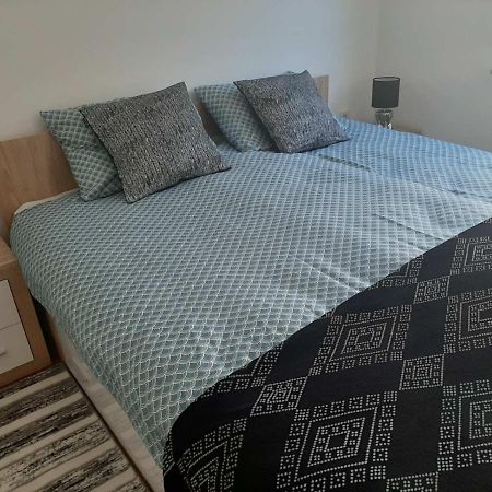 Apartman Kod Kestena Osijek Exterior photo