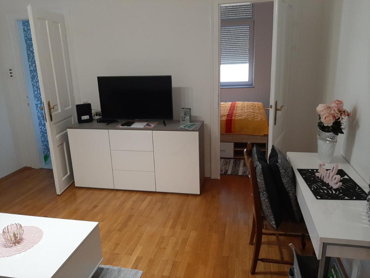 Apartman Kod Kestena Osijek Exterior photo
